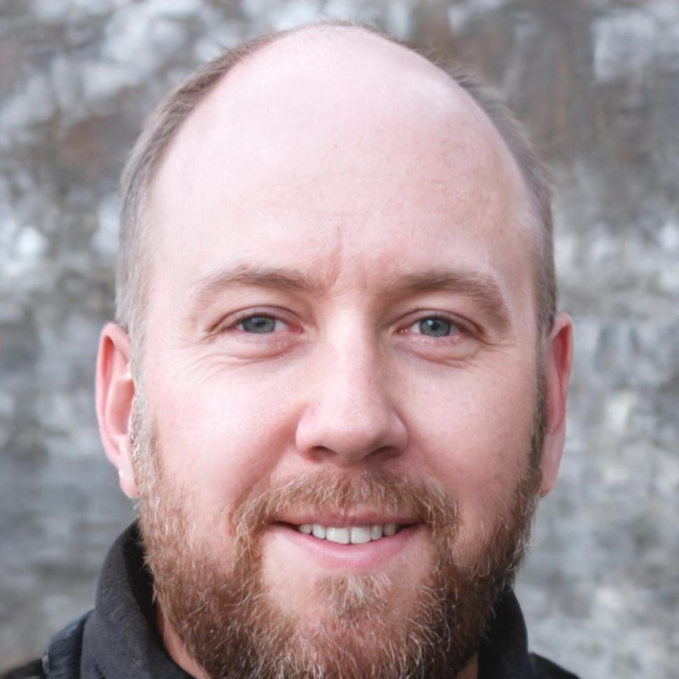 Henrik Lindgren, Senior Financial Analyst and Course Instructor