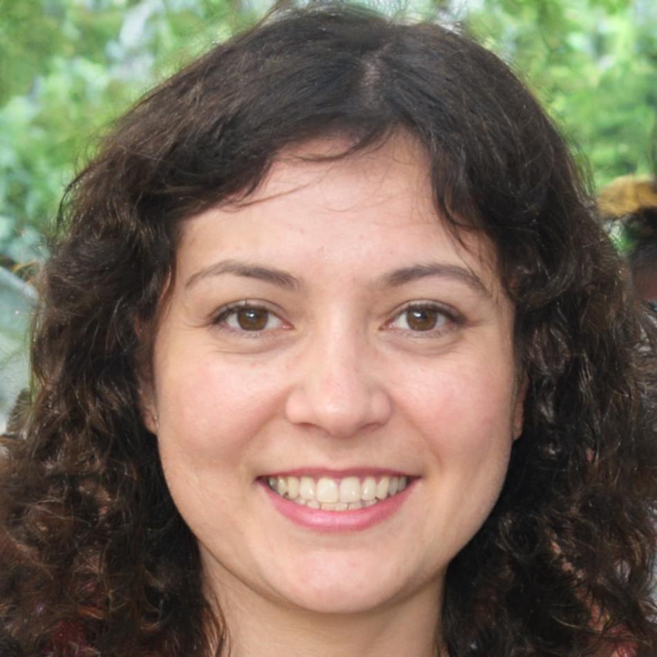 Professional headshot of Evelyn Thornfield, Lead Financial Analyst and educator